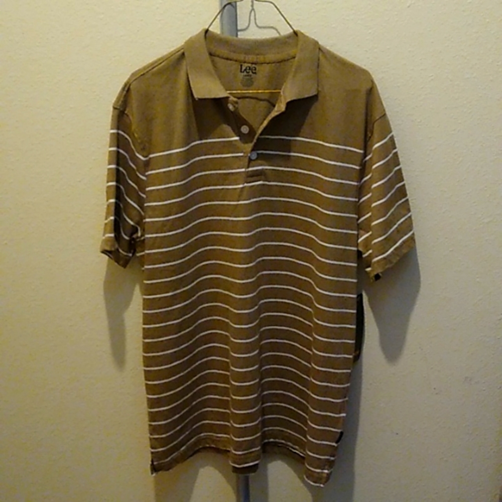 Men's shirt never worn